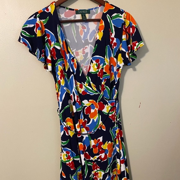 Lauren Ralph Lauren Dresses & Skirts - Lauren Ralph Lauren faux wrap dress with tie